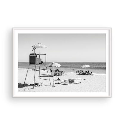 Main Beach, Five: Monochrome