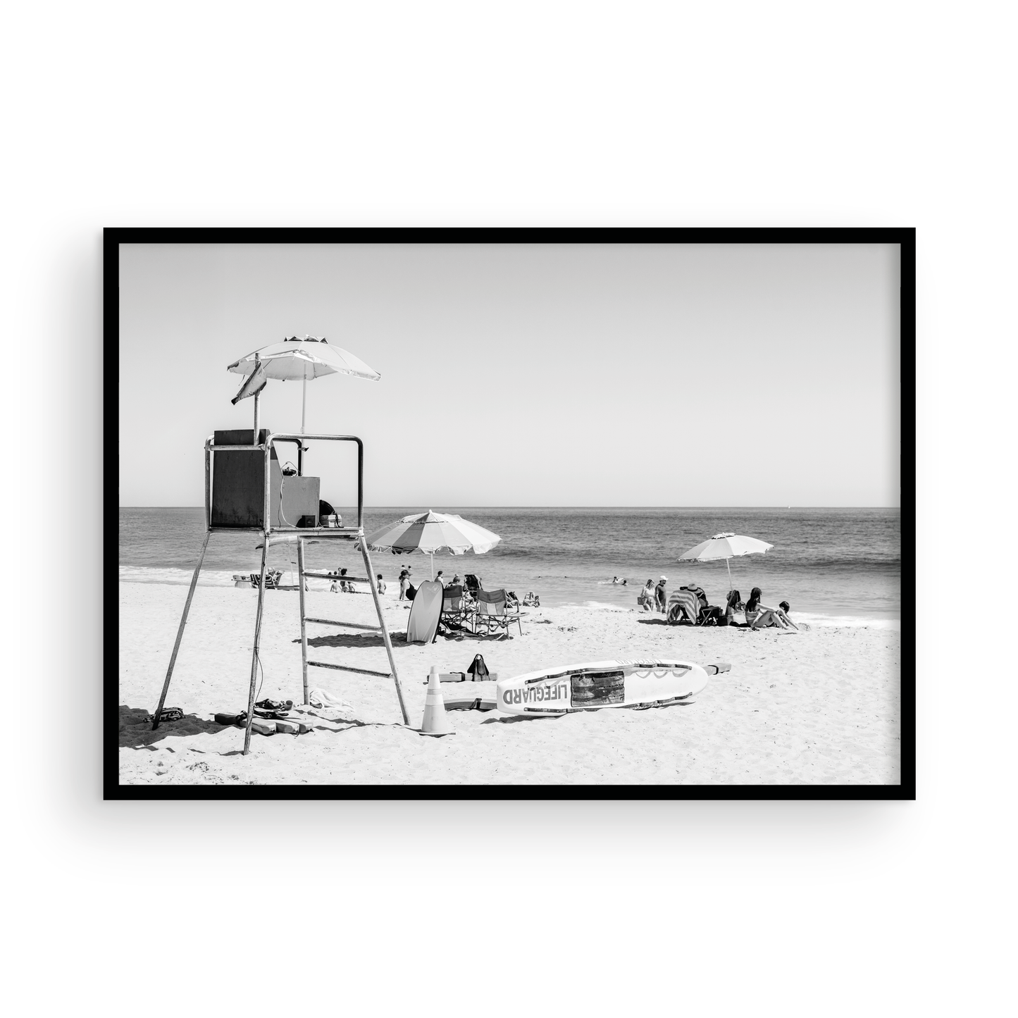 Main Beach, Five: Monochrome