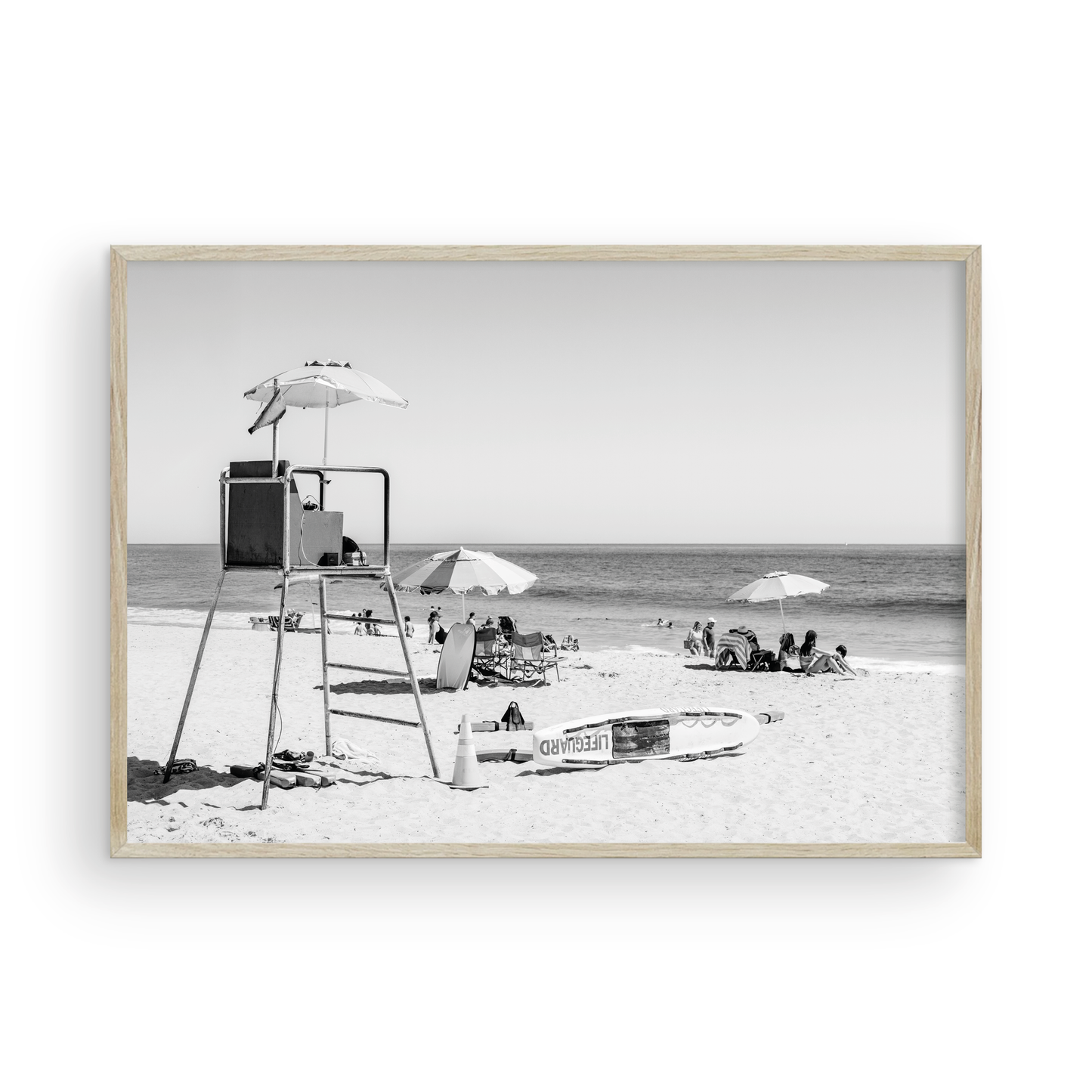 Main Beach, Five: Monochrome