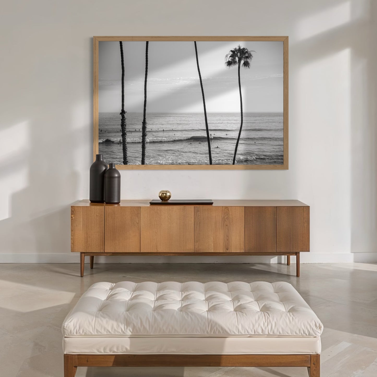 T-Street, Five: Monochrome