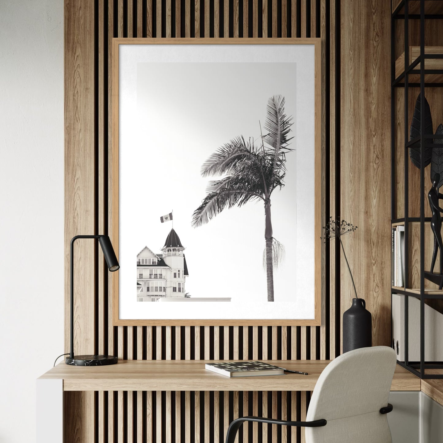 Hotel Del Coronado: Monochrome
