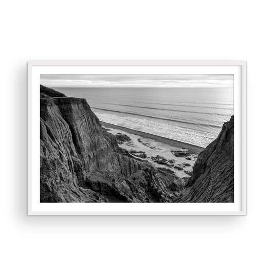 San Onofre, Five: Monochrome